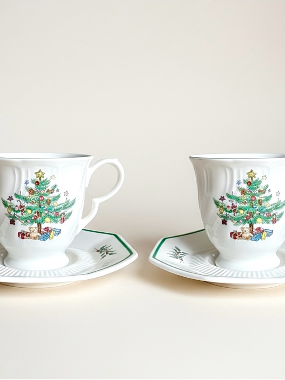 Set Of 2 Nikko Christmastime Tea Cup and Saucer Christmas Tree White Japan